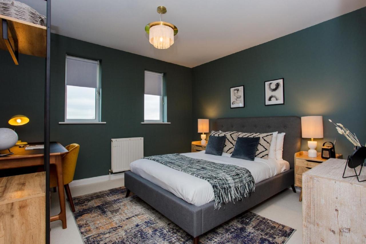 The Sparkford Gardens - Lovely 2Bdr With Balcony London Bagian luar foto