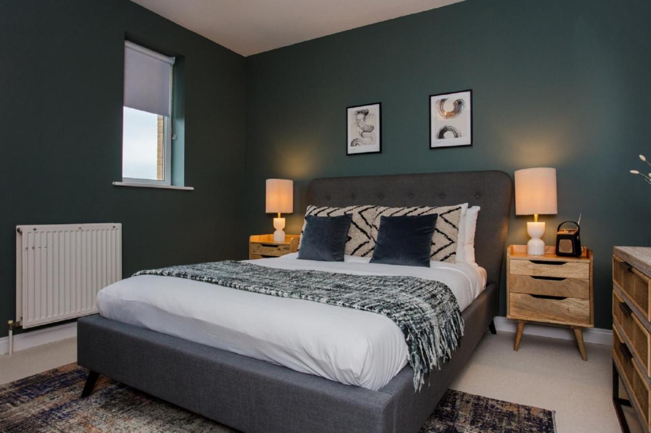 The Sparkford Gardens - Lovely 2Bdr With Balcony London Bagian luar foto